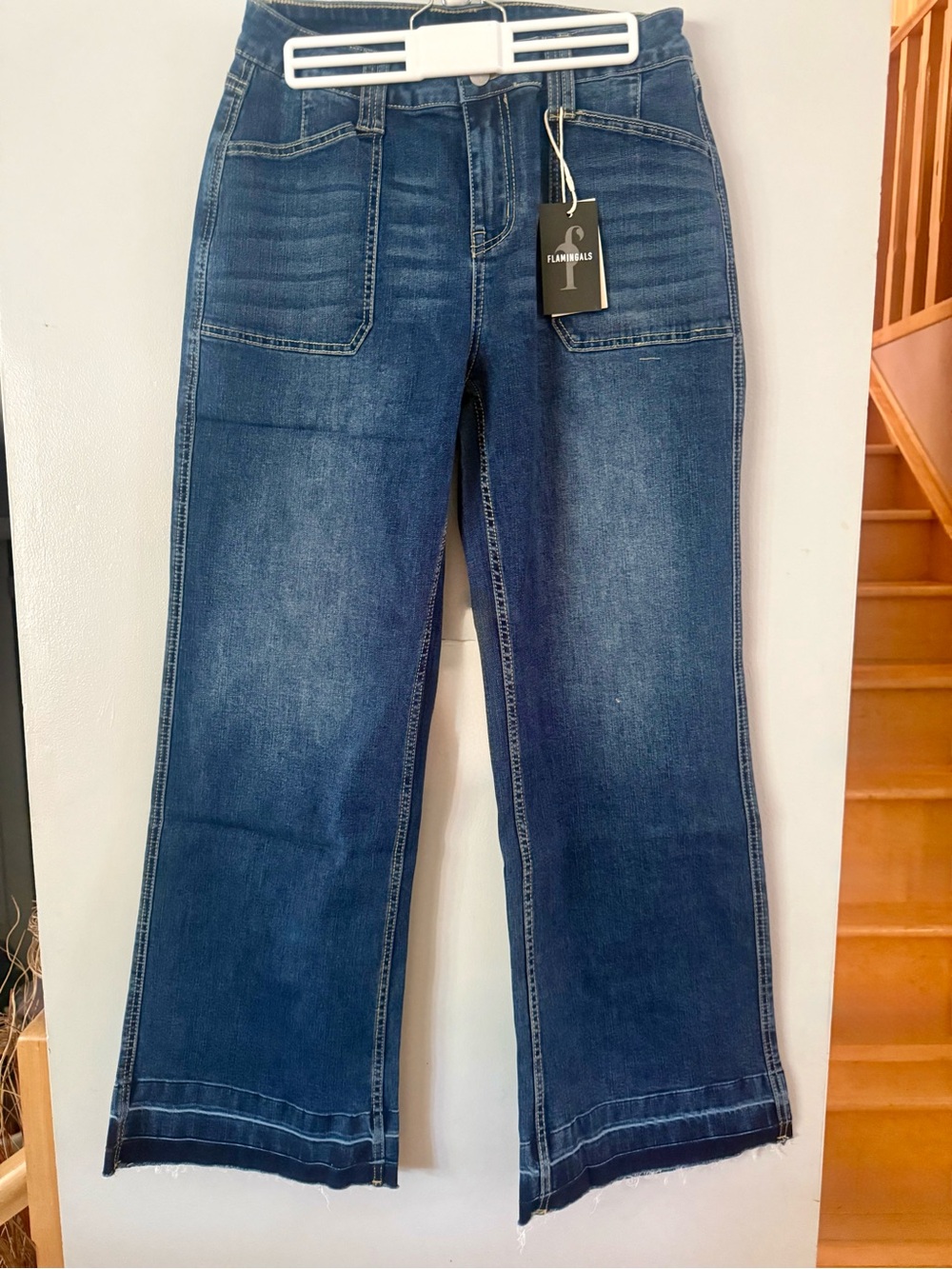 NWT Flamingals Mid-Waist Wide Leg Jeans Patch Pocket Raw Hem Stretch L
